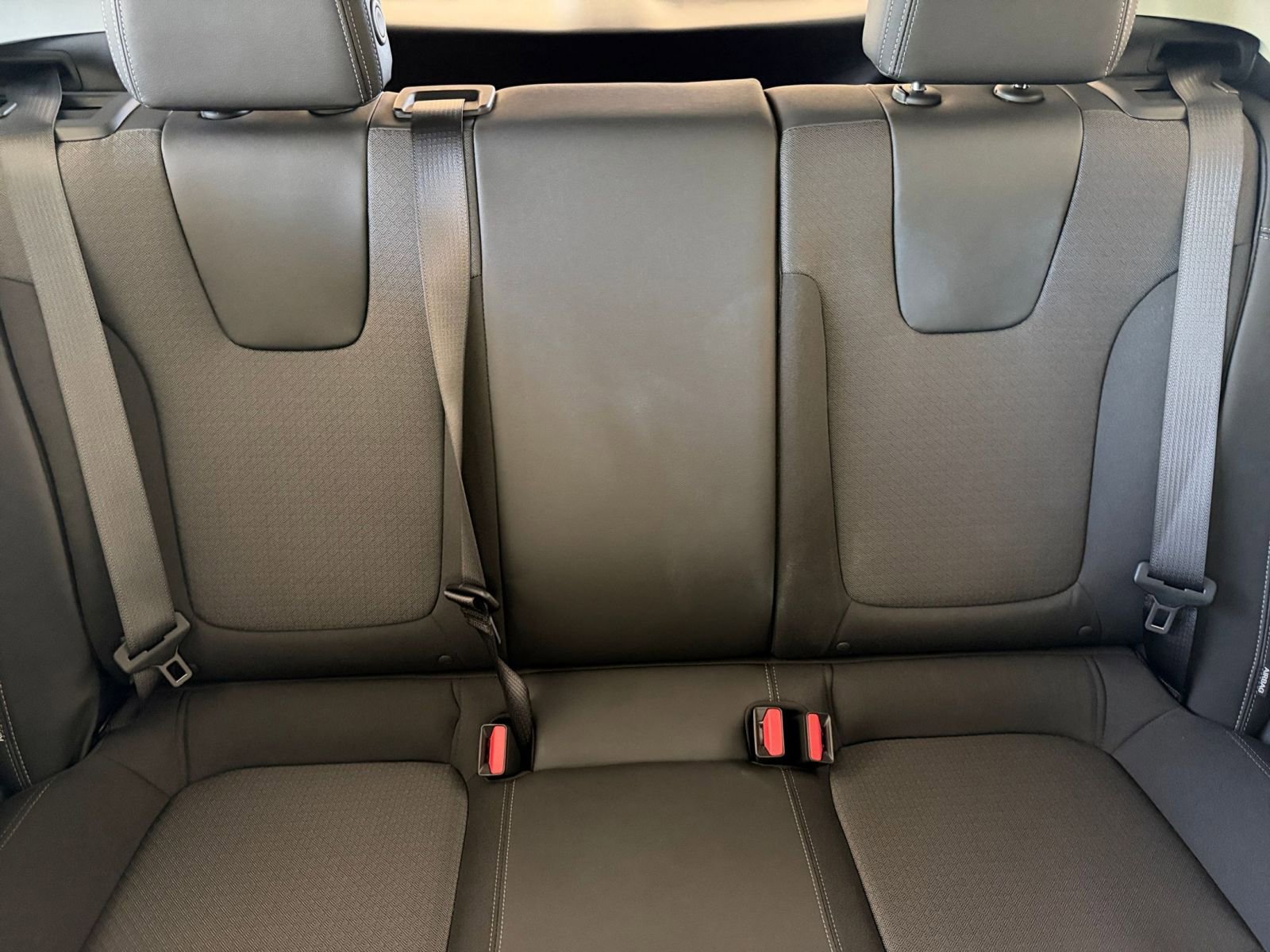 Used 2025 Buick Encore GX Preferred FWD image 37