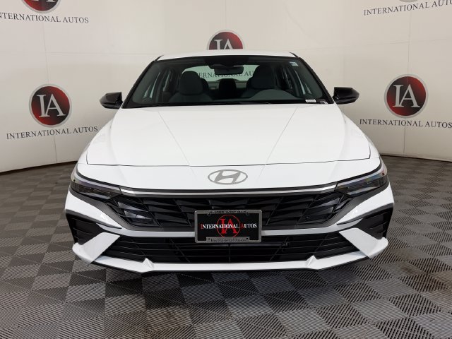 New 2026 Hyundai Elantra SEL Sport FWD image 3