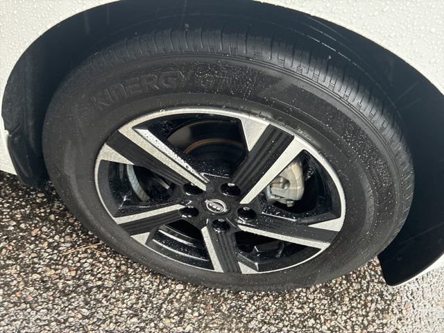 Used 2025 Nissan Sentra SV w/ All-Weather Package image 12