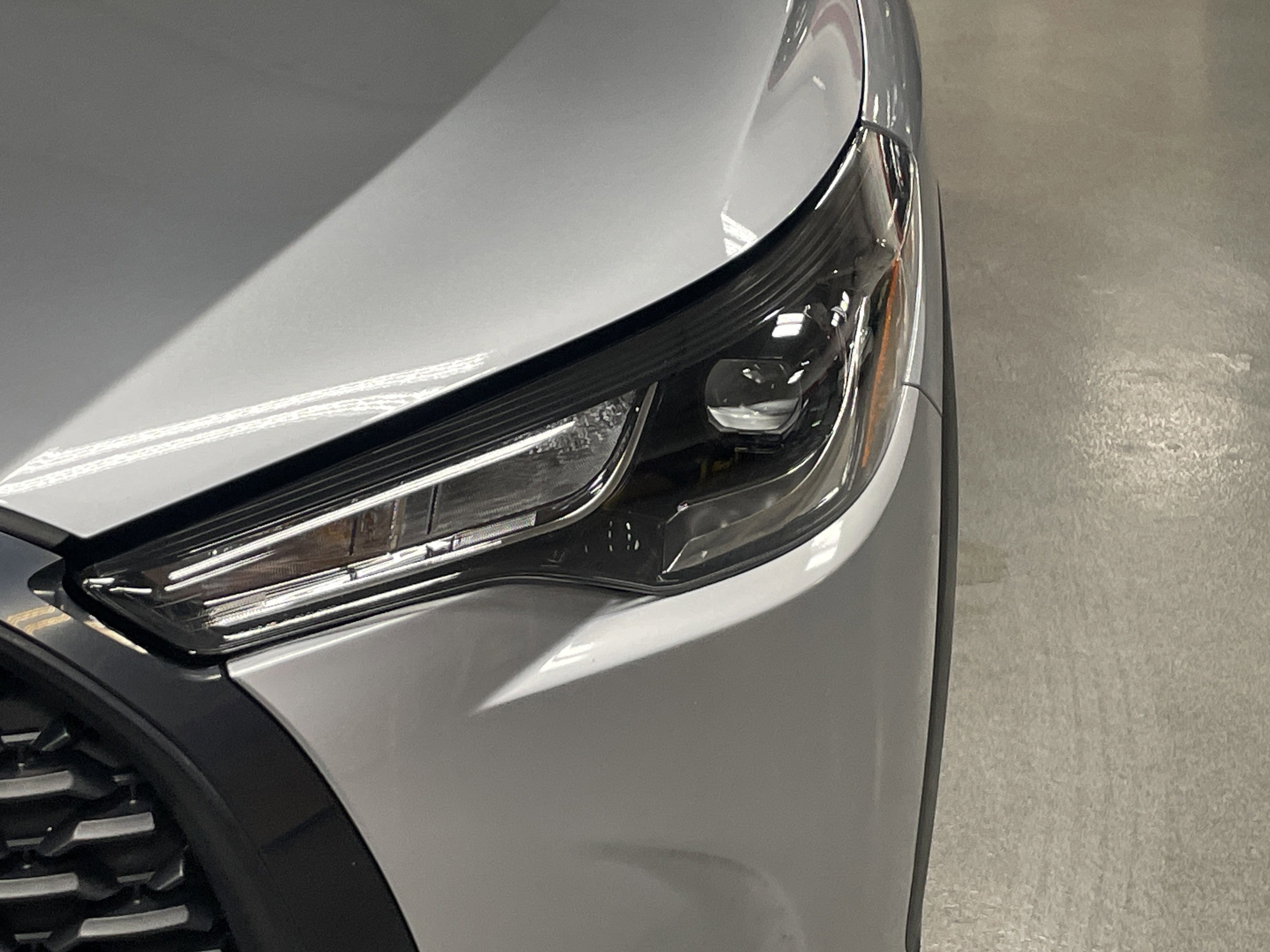 Certified 2022 Toyota Corolla Cross LE image 6