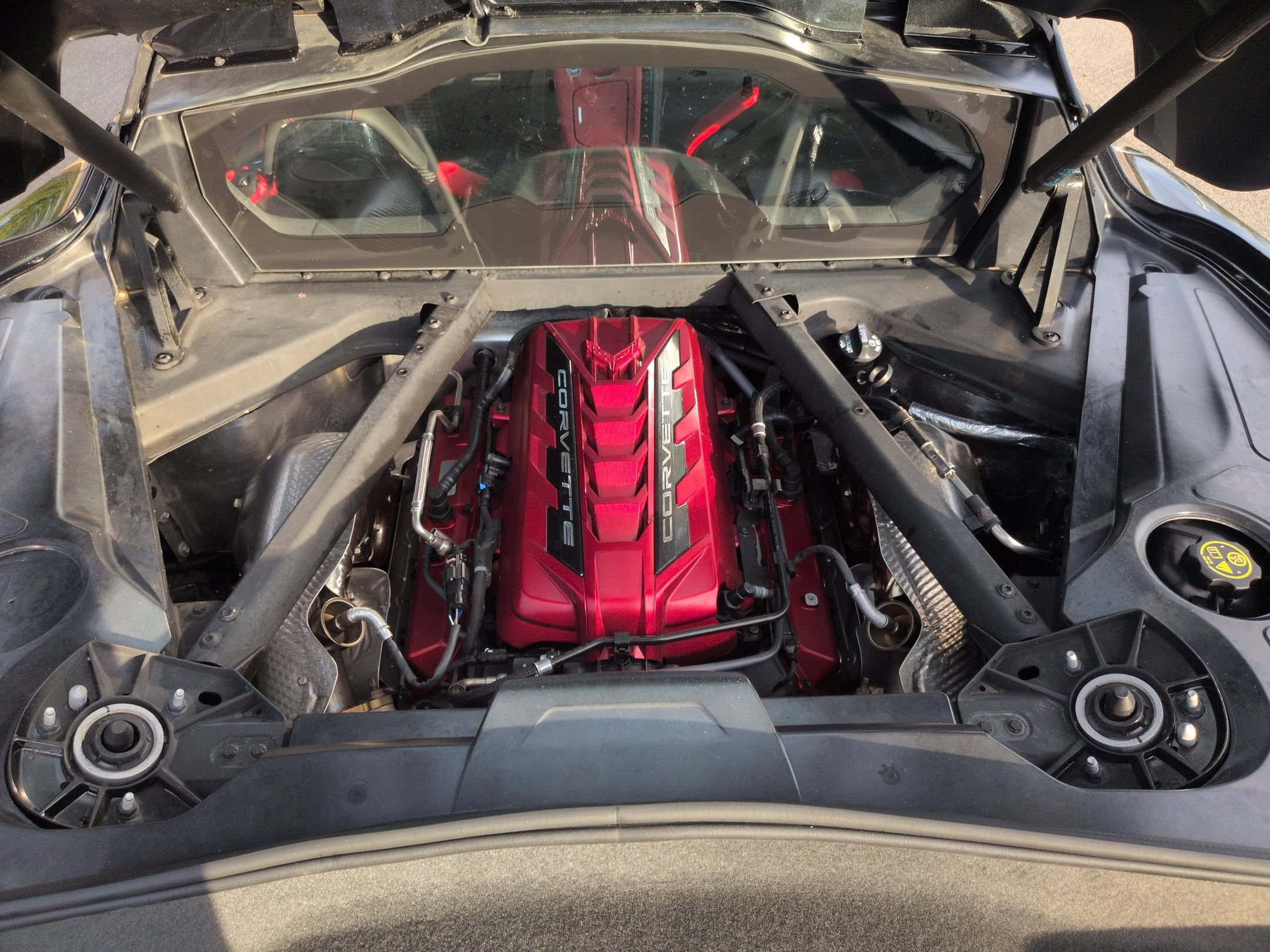 Used 2024 Chevrolet Corvette Stingray Preferred Cpe w/ Z51 Performance Package RWD image 35