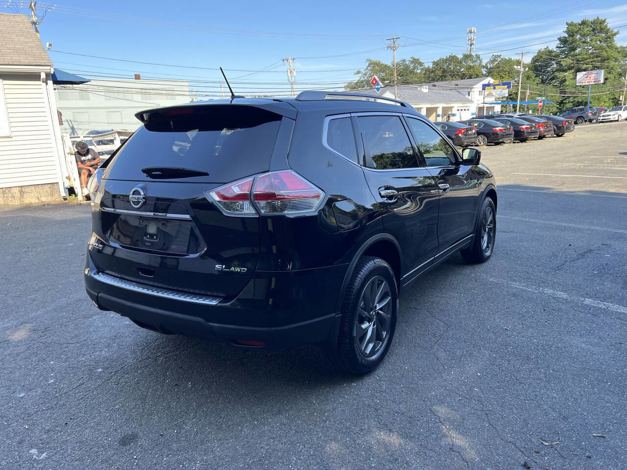 Used 2016 Nissan Rogue SL image 4