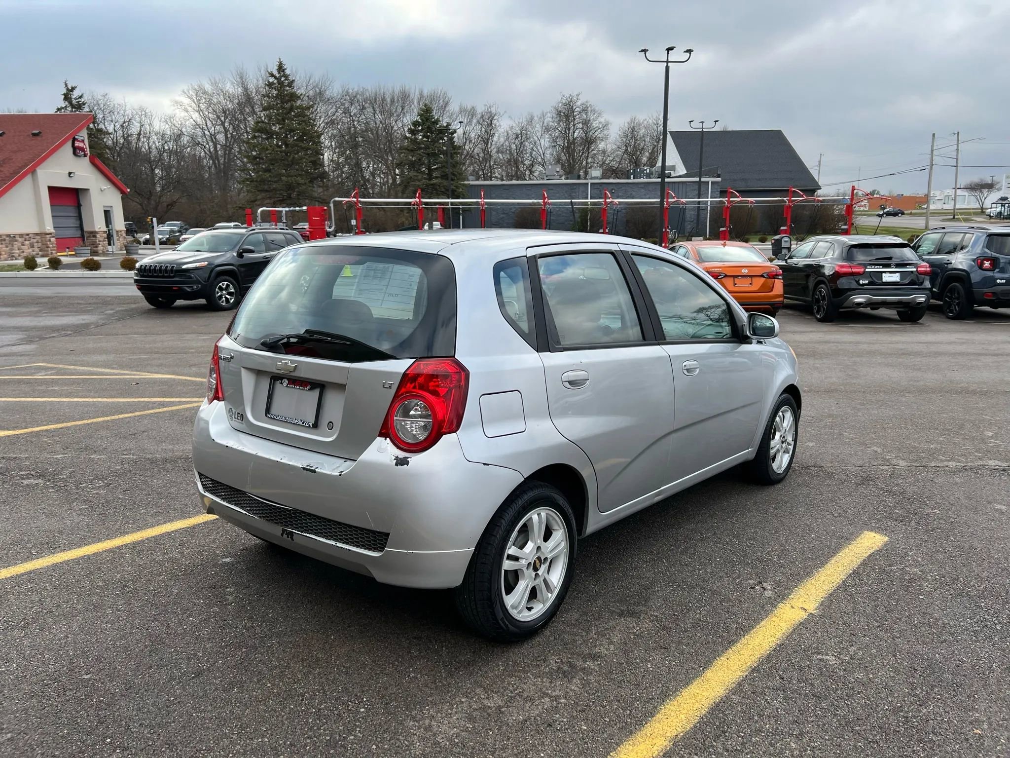 Used 2011 Chevrolet Aveo5 LT w/ Power and Convenience Package image 5