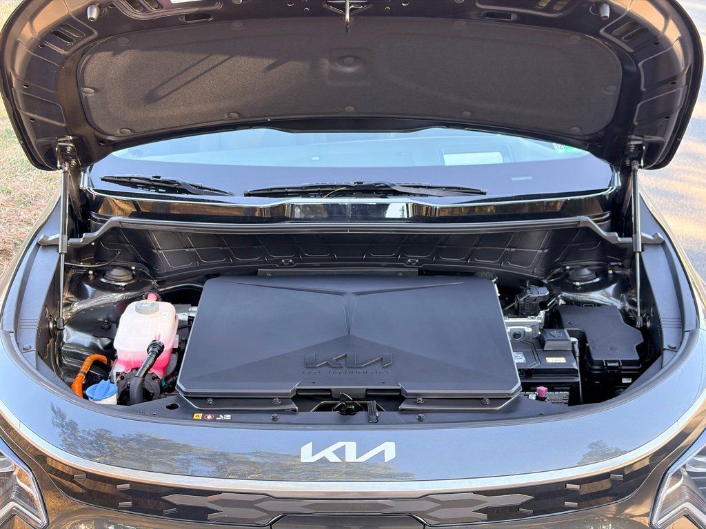 Used 2024 Kia Niro Wave w/ Wave Preserve Package image 27
