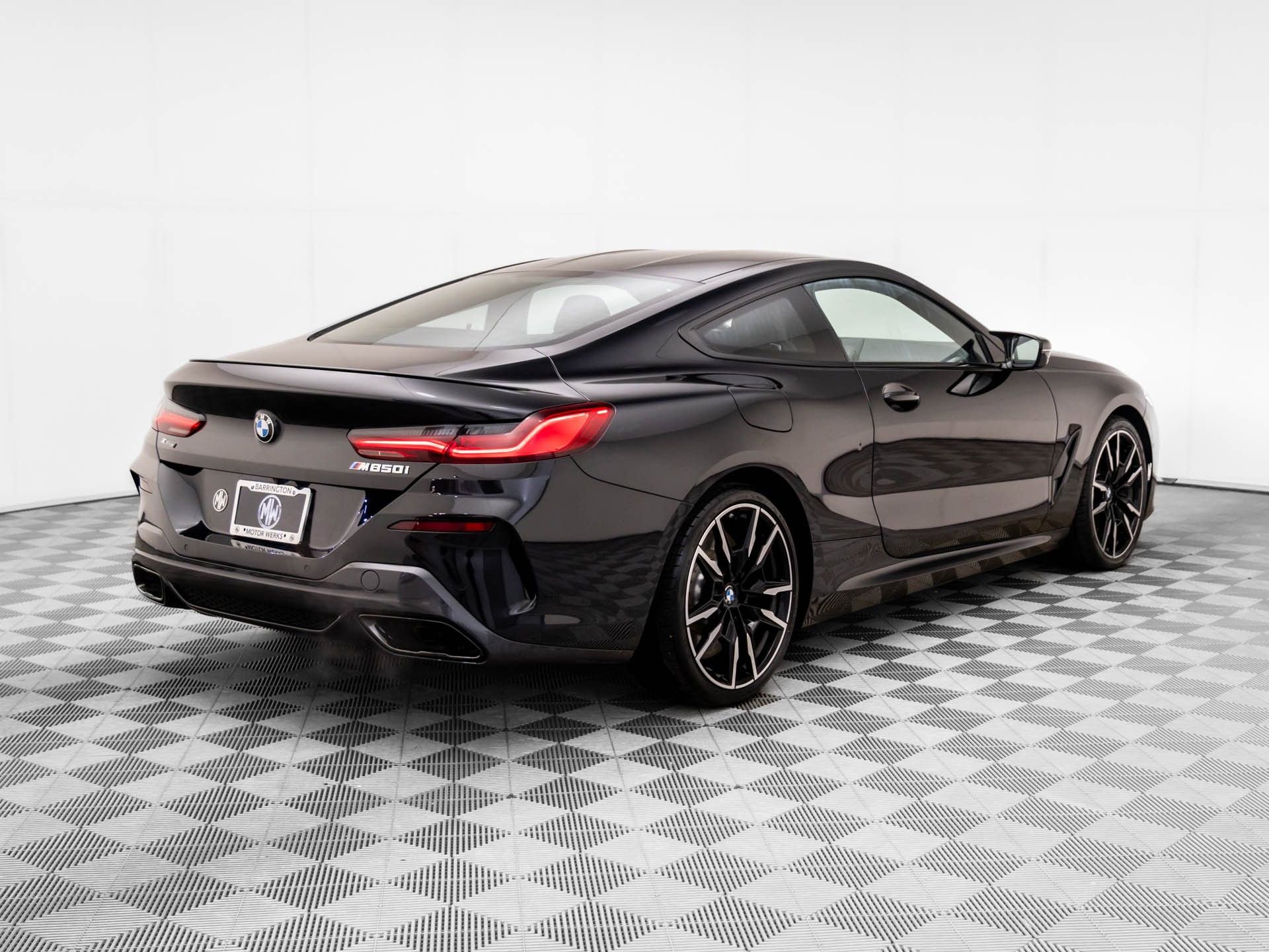 Certified 2025 BMW M850i xDrive Coupe image 5