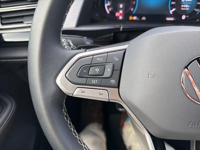 Certified 2024 Volkswagen Atlas Cross Sport SE image 15