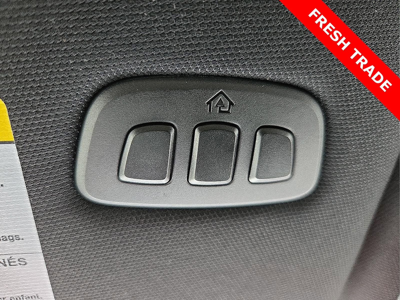 Used 2025 Ford Explorer ST-Line w/ Premium Package image 22