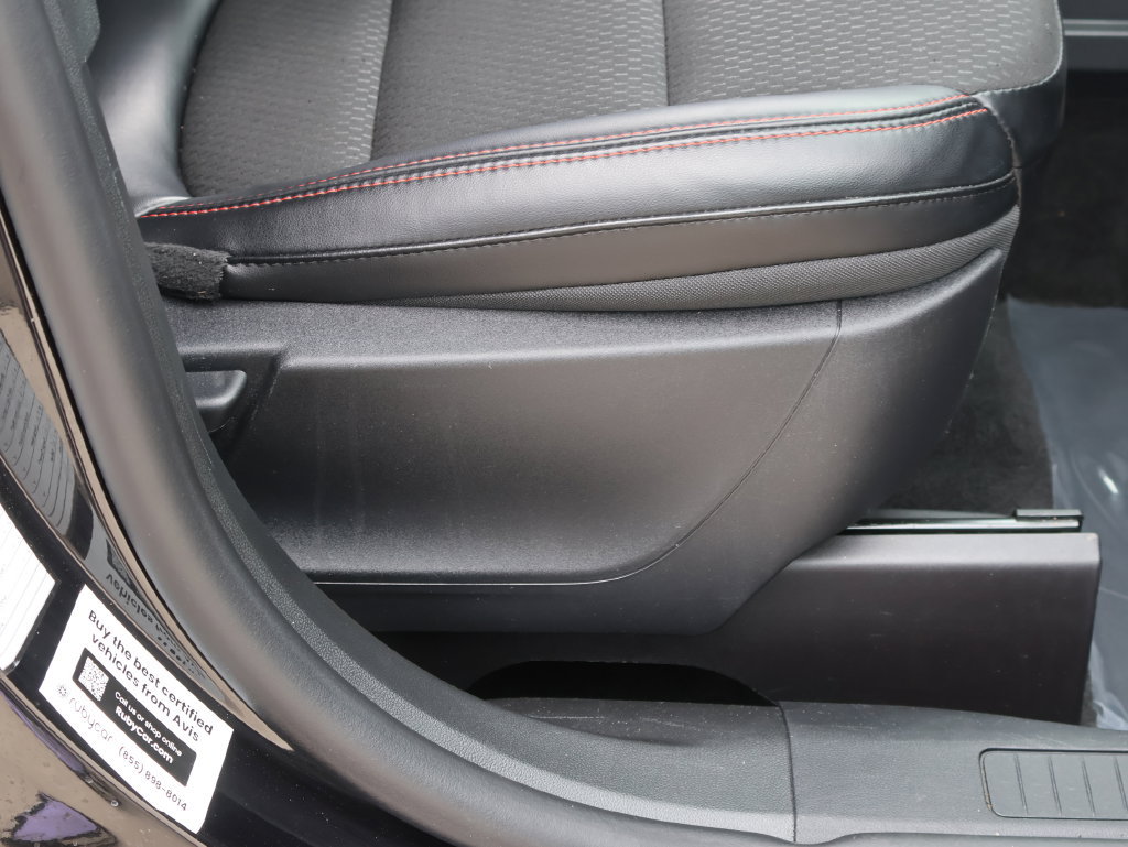 Used 2025 Ford Escape ST-Line AWD/4WD image 9