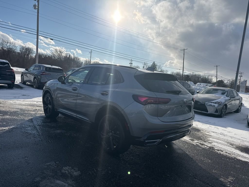 Used 2024 Buick Envision Sport Touring image 5