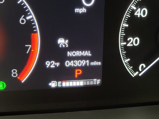 Used 2024 Honda Pilot Touring image 27