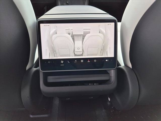 Used 2025 Tesla Model 3 Long Range RWD image 17