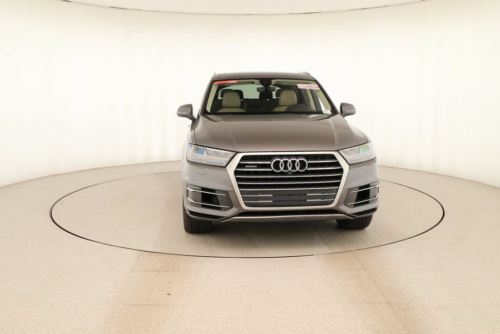 Used 2018 Audi Q7 3.0T Premium Plus w/ Premium Plus Package AWD/4WD image 11