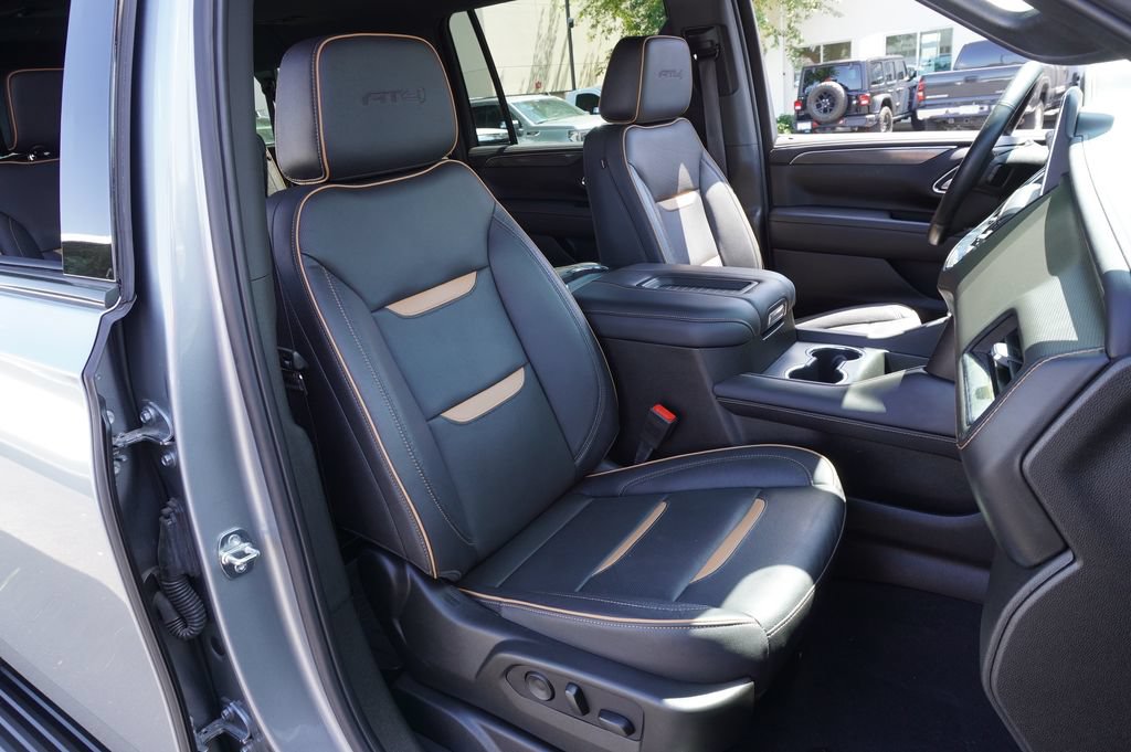 Certified 2024 GMC Yukon XL AT4 w/ AT4 Premium Package AWD/4WD image 14