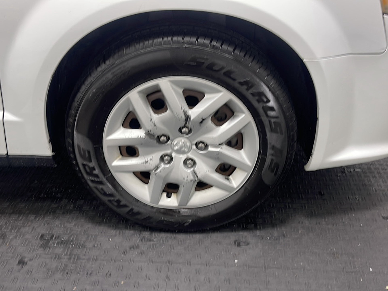 Used 2014 RAM C/V Tradesman w/ UConnect Hands-Free Group FWD image 21