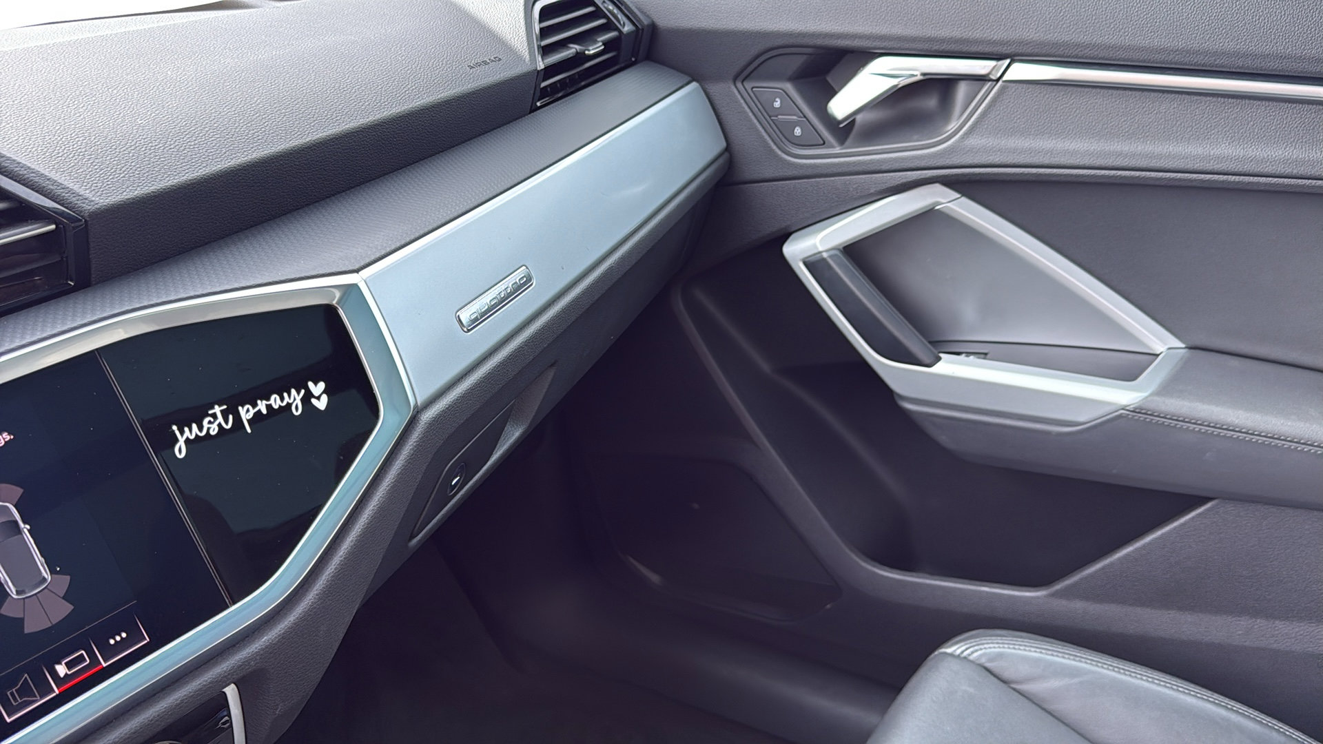 Used 2021 Audi Q3 2.0T Premium w/ Convenience Package image 25