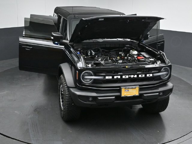 Certified 2023 Ford Bronco Outer Banks w/ Sasquatch Package AWD/4WD image 54