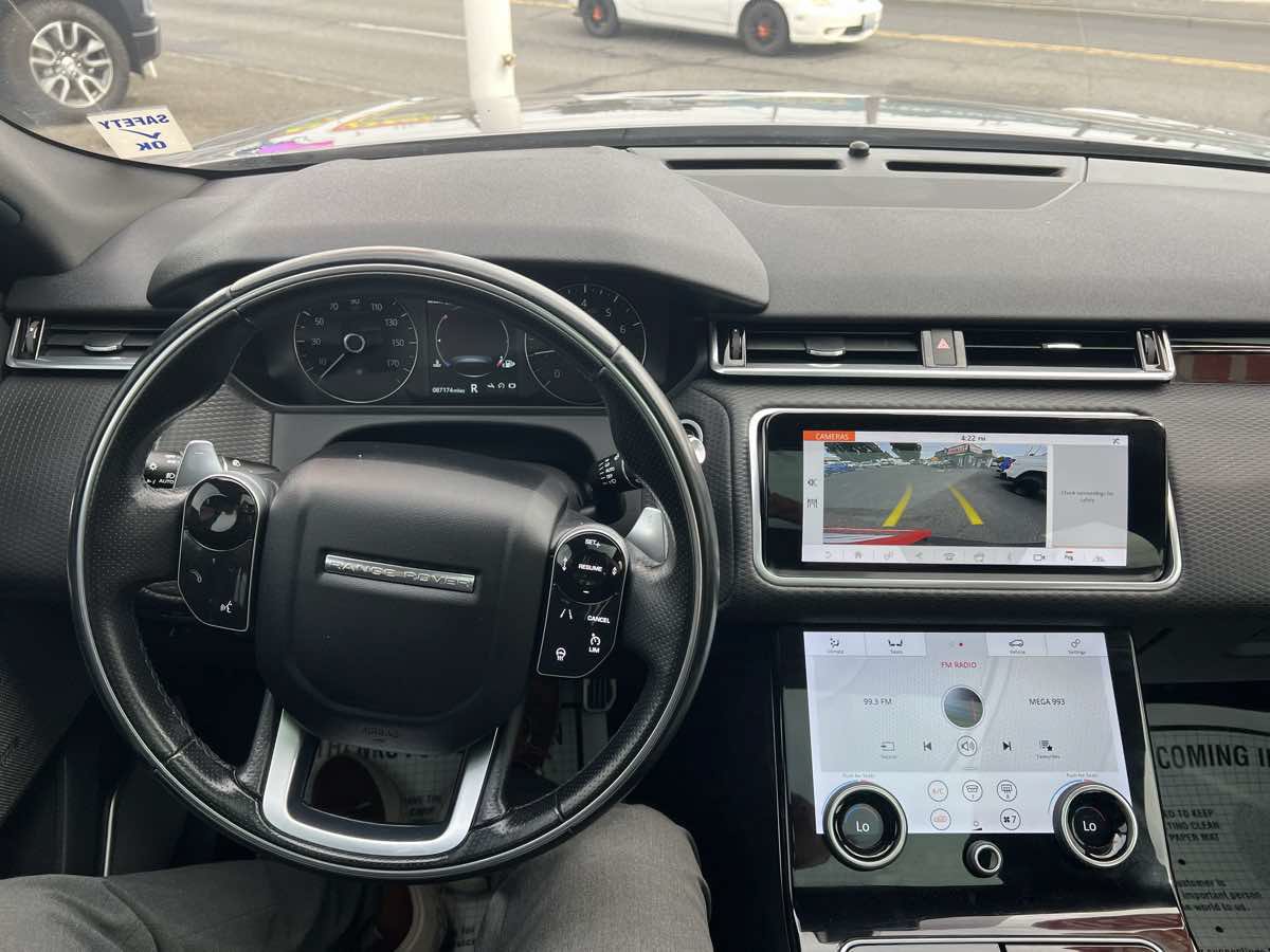 Used 2020 Land Rover Range Rover Velar R-Dynamic S AWD/4WD image 11