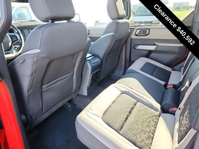 Used 2023 Ford Bronco Wildtrak image 22