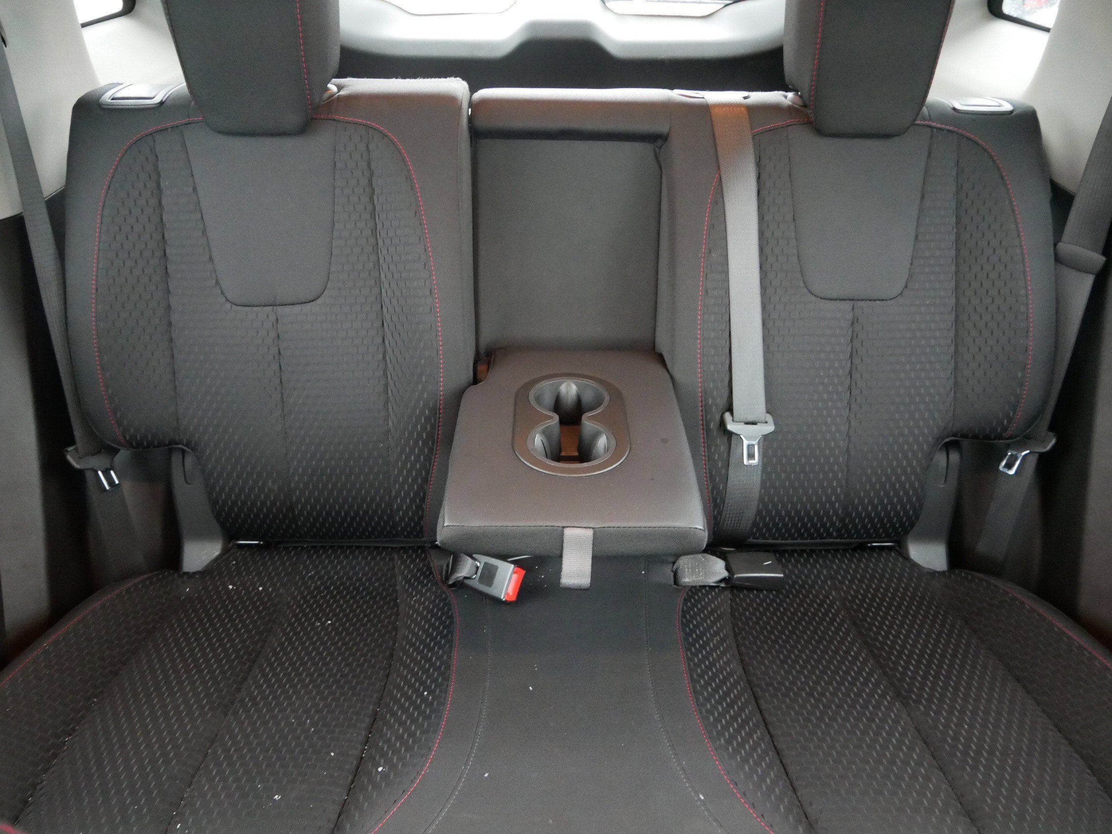 Used 2015 GMC Terrain SLE image 13