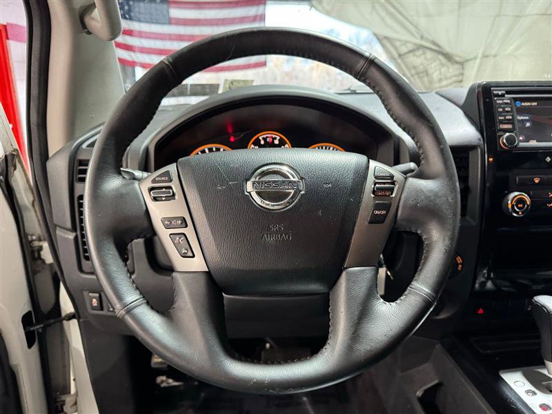 Used 2015 Nissan Titan SV w/ SV Value Truck Package image 21