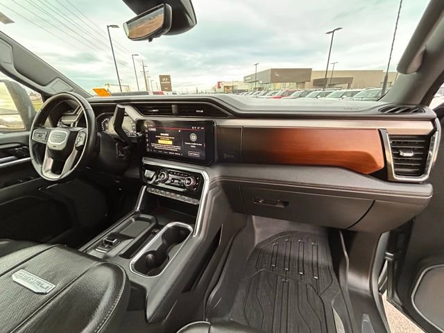 Used 2024 GMC Sierra 3500 Denali w/ Denali Reserve Package image 43