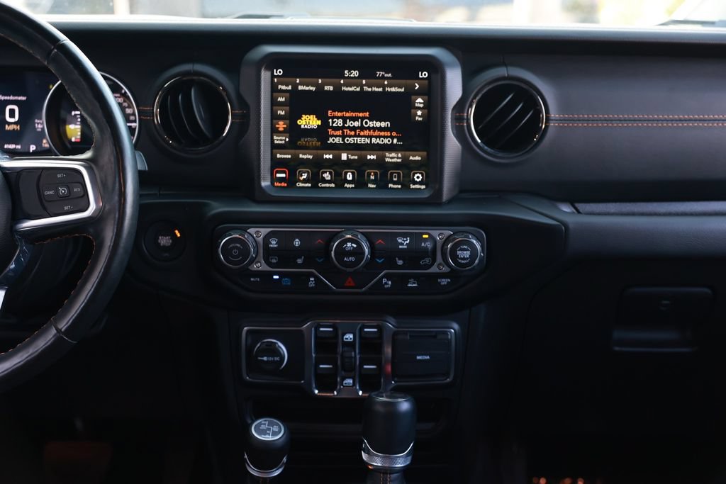 Used 2023 Jeep Wrangler Unlimited Sahara AWD/4WD image 29