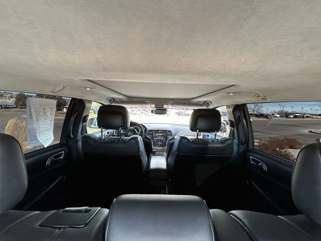 Used 2017 Jeep Grand Cherokee Summit image 8