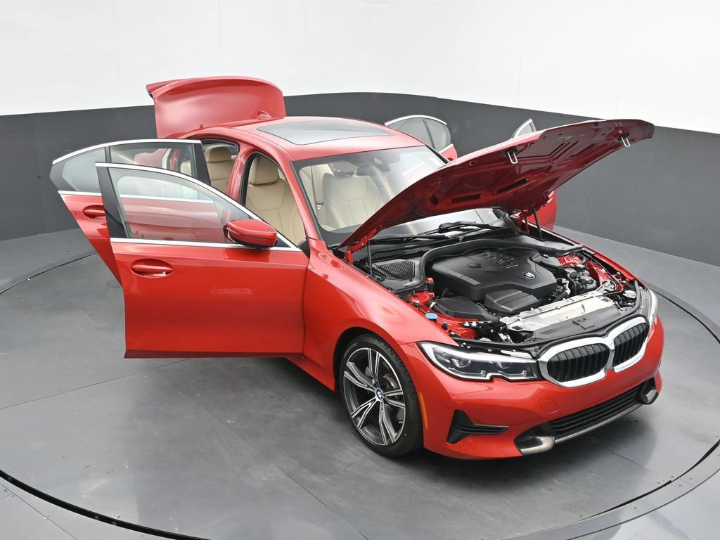 Used 2022 BMW 330i Sedan w/ Driving Assistance Package RWD image 55