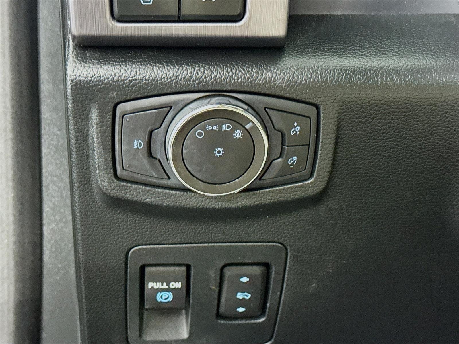 Used 2020 Ford Expedition Platinum AWD/4WD image 10