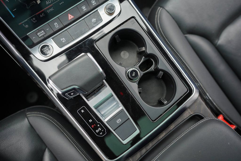 Used 2023 Audi Q8 Premium Plus w/ Premium Plus Package image 34