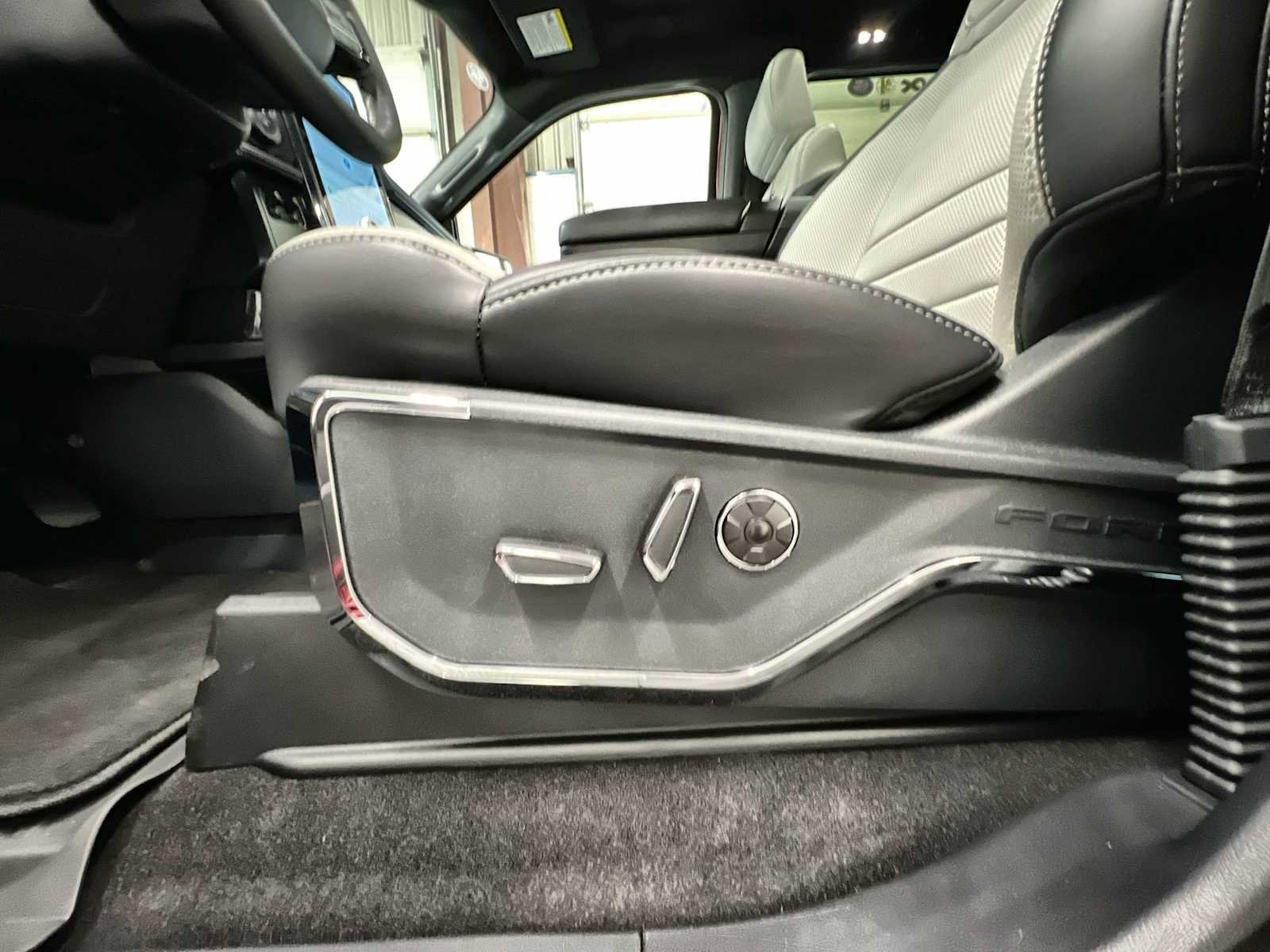 New 2025 Ford F150 Lightning Platinum image 14