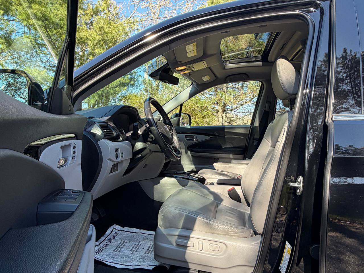 Used 2019 Honda Pilot Touring image 8