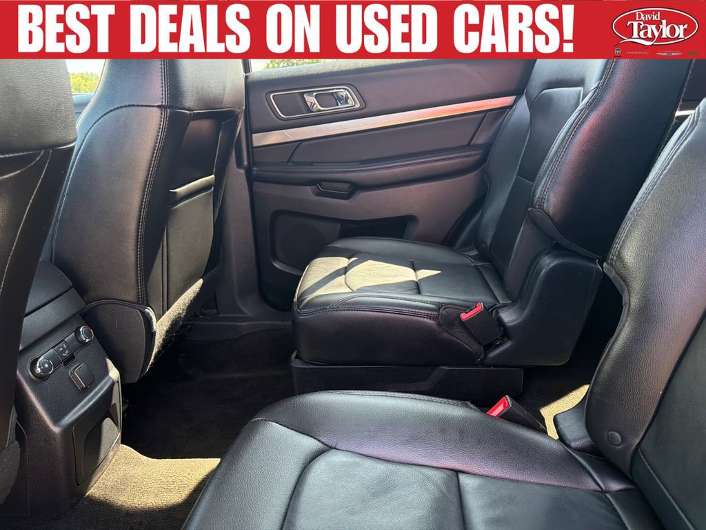 Used 2018 Ford Explorer XLT w/ Equipment Group 202A FWD image 21