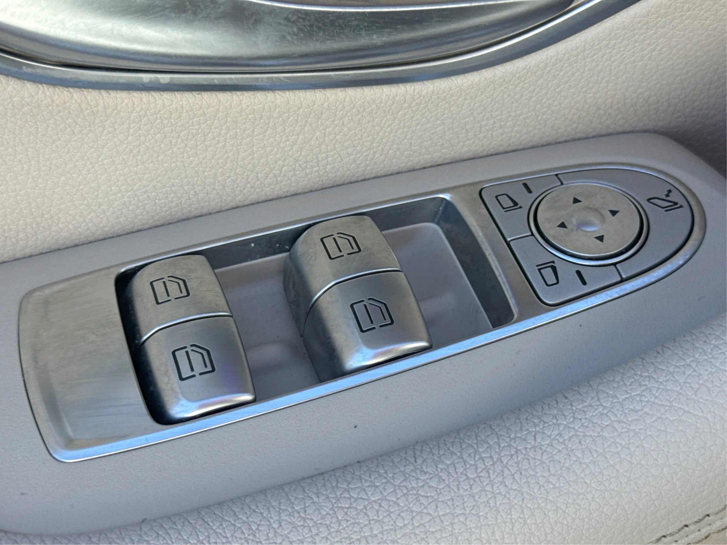 Used 2020 Mercedes-Benz E 450 Coupe image 40