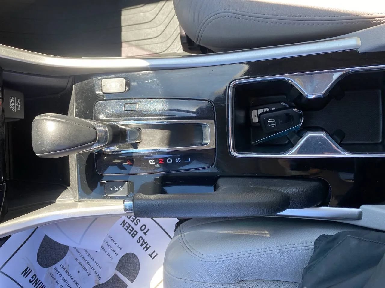 Used 2017 Honda Accord EX-L image 18