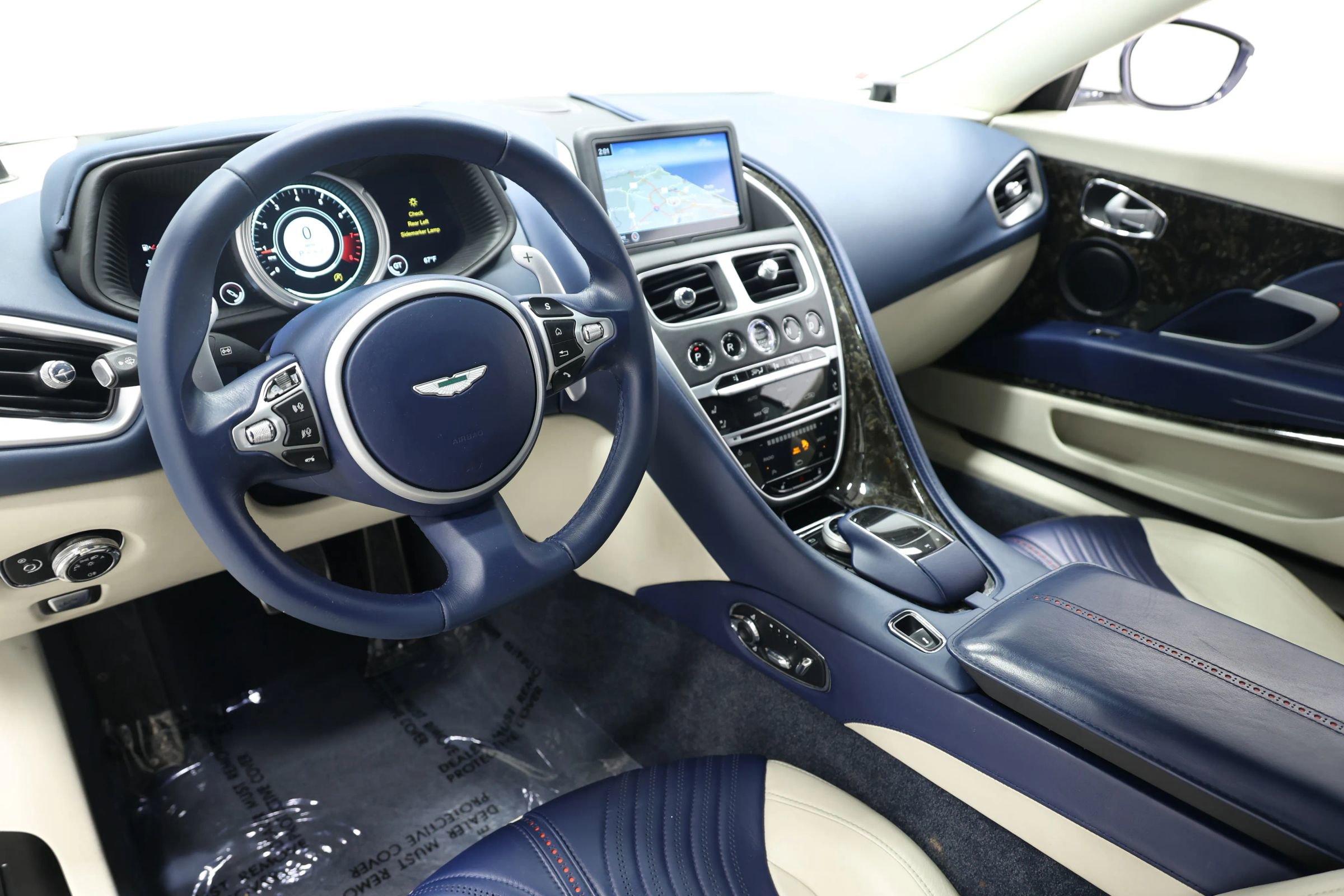 Used 2017 Aston Martin DB11 V12 image 2