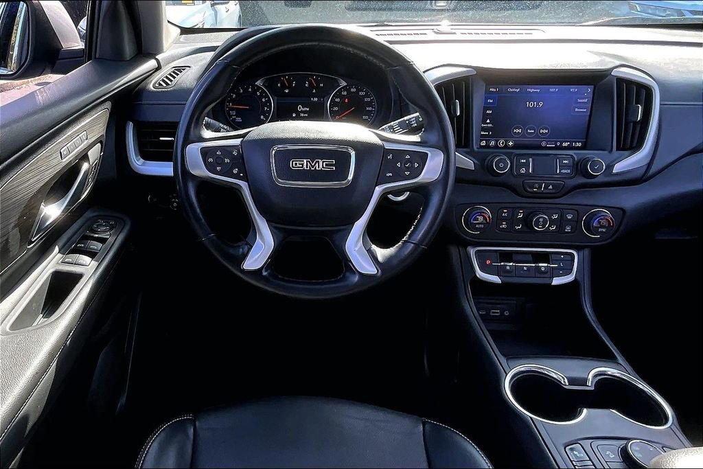 Used 2023 GMC Terrain SLT image 8