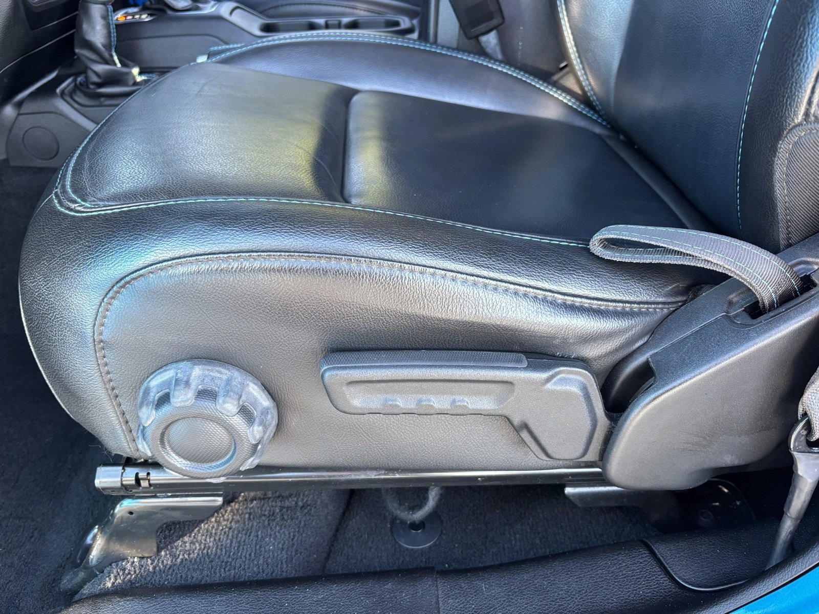 Used 2021 Jeep Wrangler Unlimited Rubicon 4xe w/ Steel Bumper Group image 18