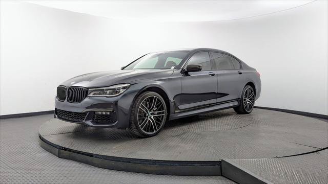 Used 2019 BMW 750i w/ Executive Package RWD image 2