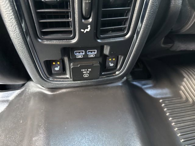 Used 2016 Dodge Durango R/T w/ Trailer Tow Group IV image 23