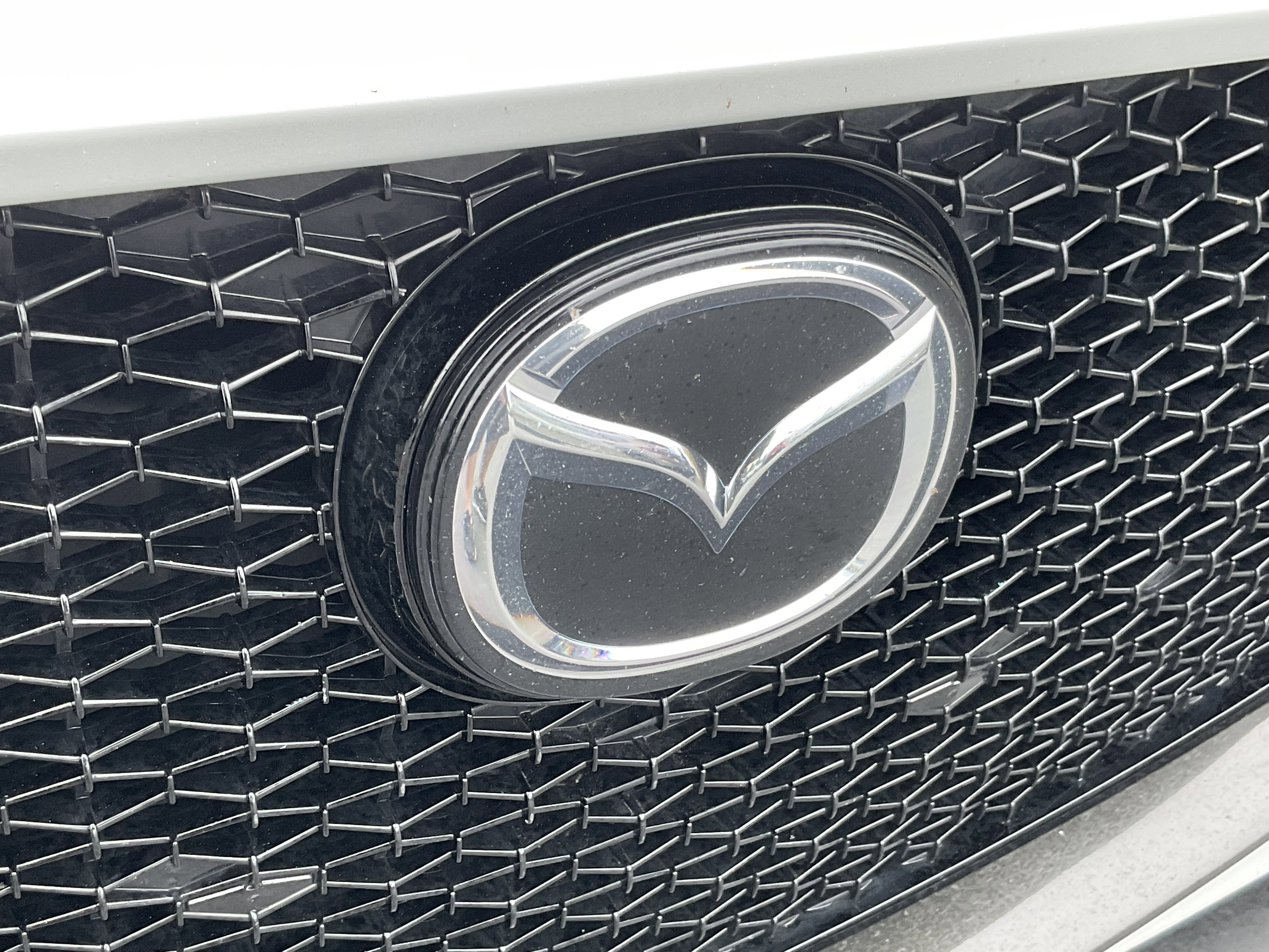 Used 2024 MAZDA MAZDA3 s FWD image 6