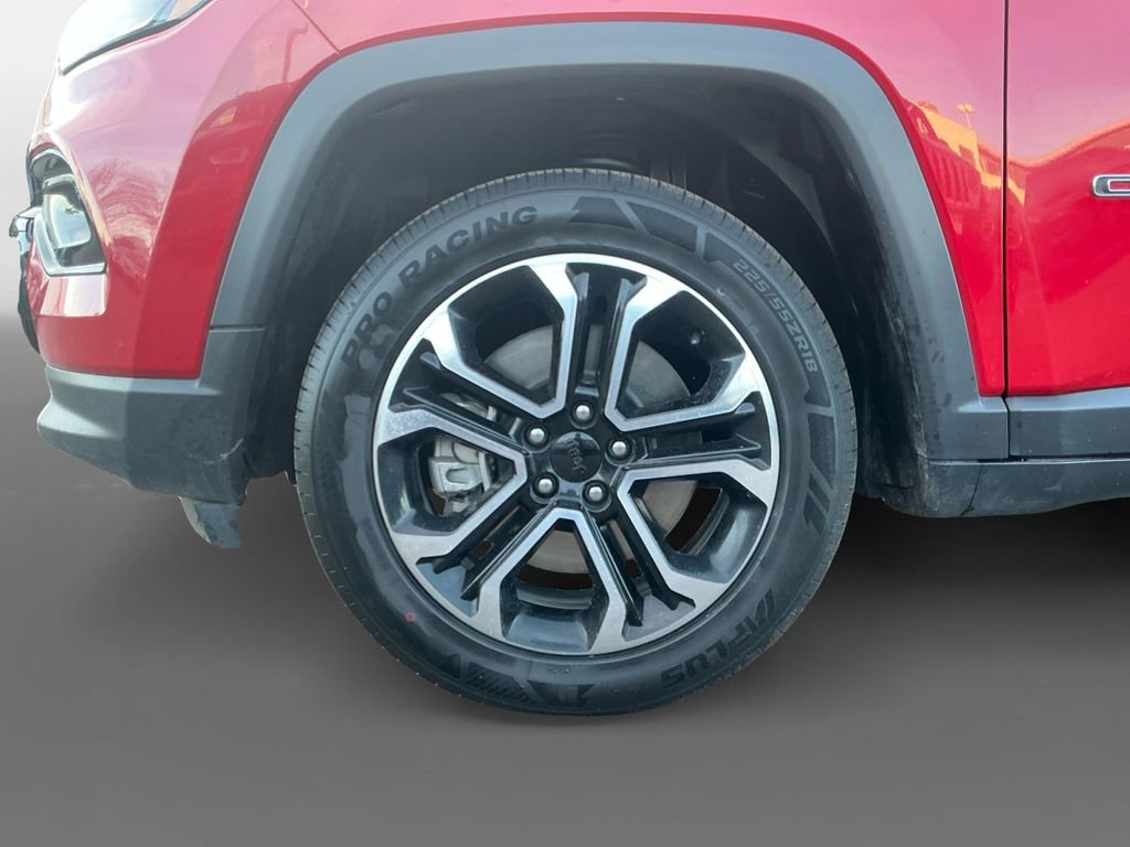 Used 2024 Jeep Compass Limited image 14