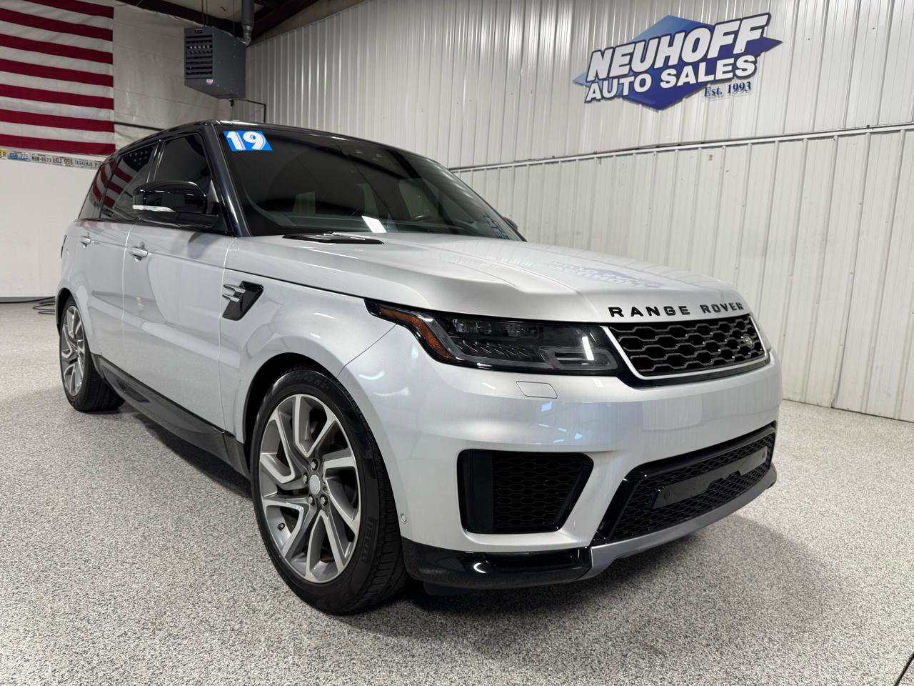 Used 2019 Land Rover Range Rover Sport HSE AWD/4WD image 2