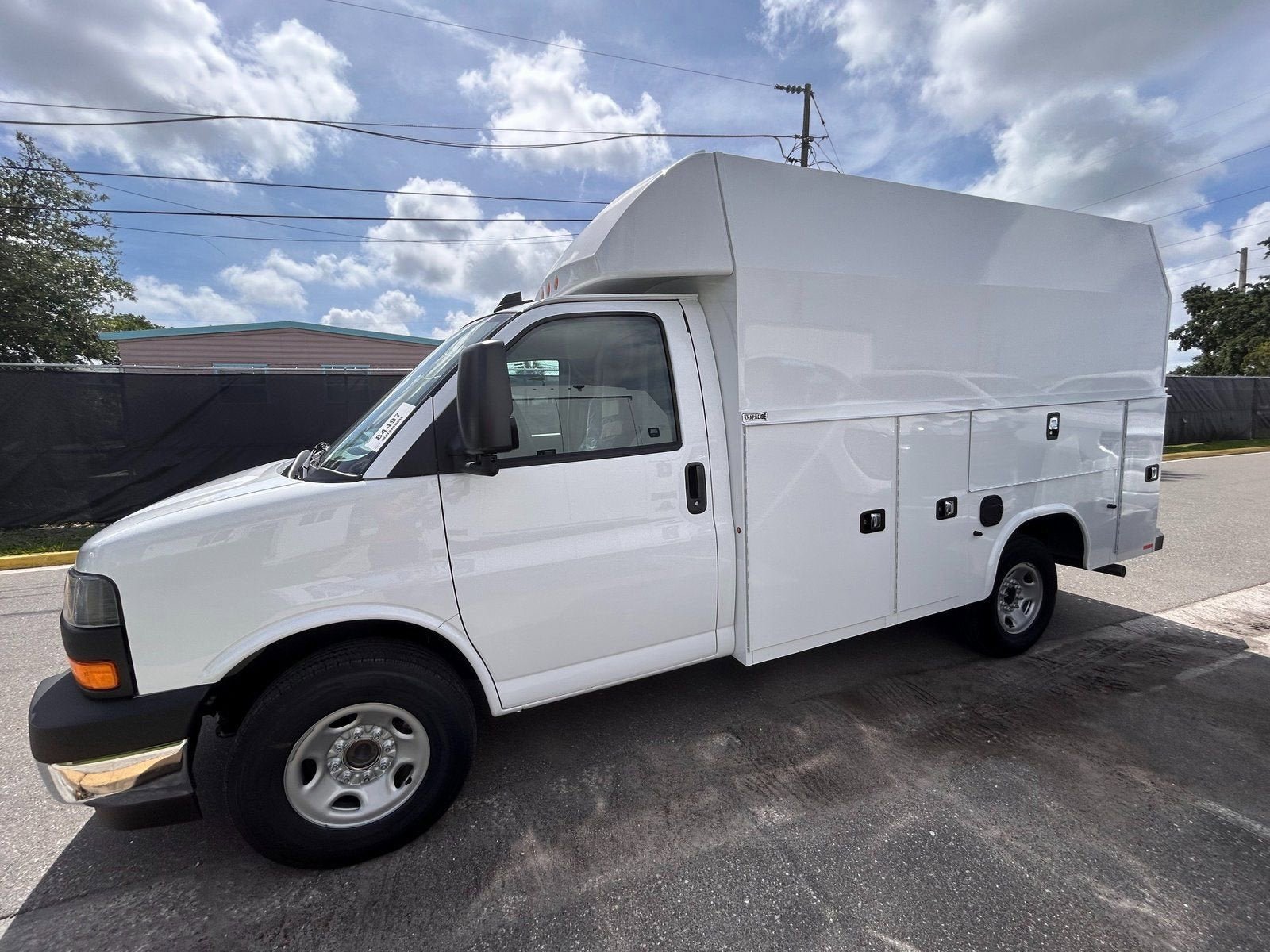 New 2025 GMC Savana 3500 w/ Power Convenience Package RWD image 5