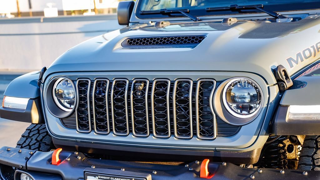 New 2026 Jeep Gladiator Mojave AWD/4WD image 6