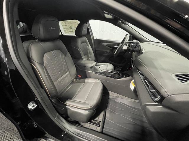 New 2025 Buick Envista Avenir image 17