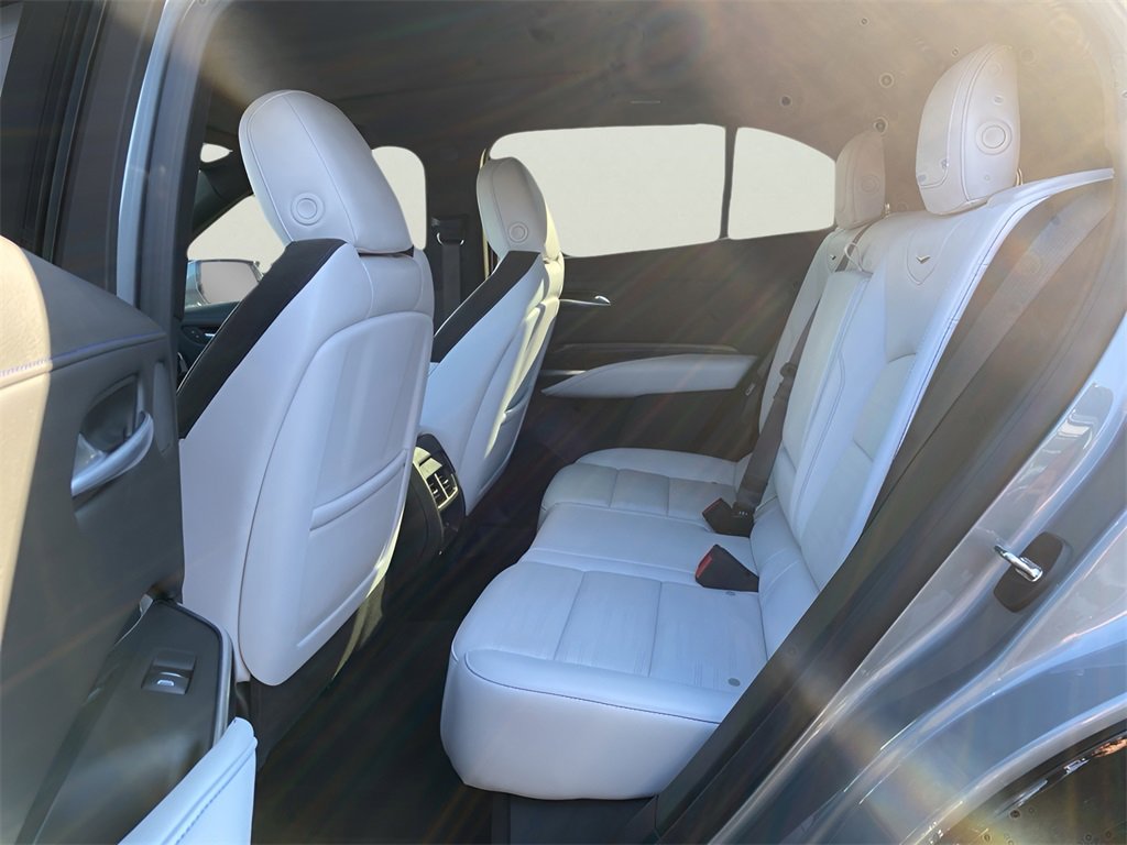 Used 2024 Cadillac XT4 Sport image 16