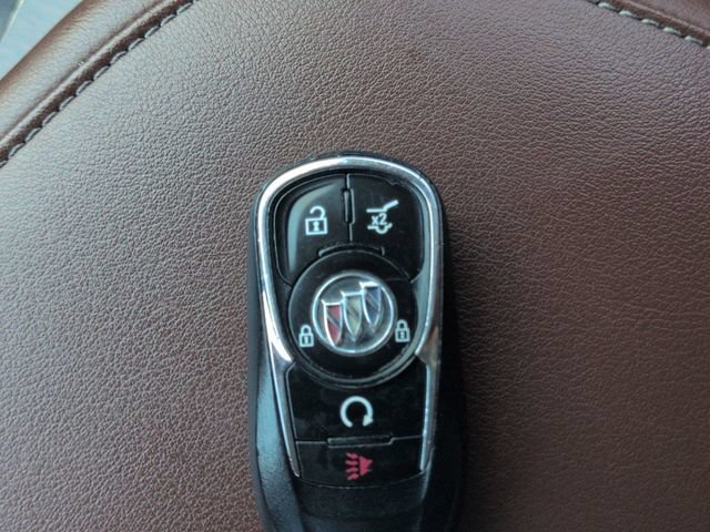 Used 2020 Buick Enclave Avenir w/ Avenir Technology Package AWD/4WD image 29