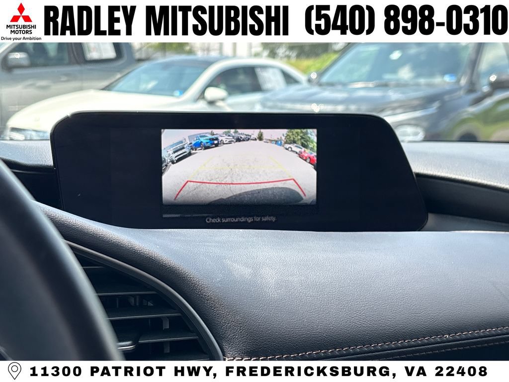 Used 2023 MAZDA MAZDA3 s FWD image 9