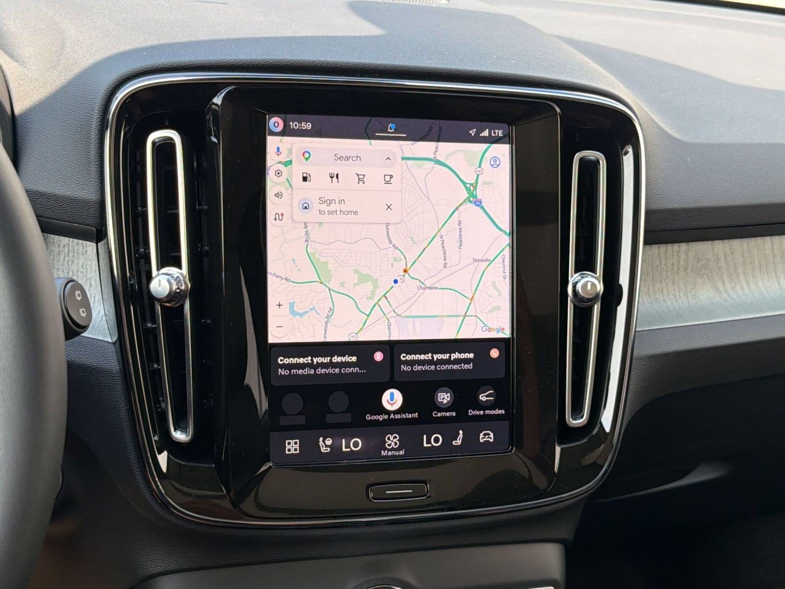 New 2026 Volvo XC40 B5 Plus w/ Climate Package AWD/4WD image 17